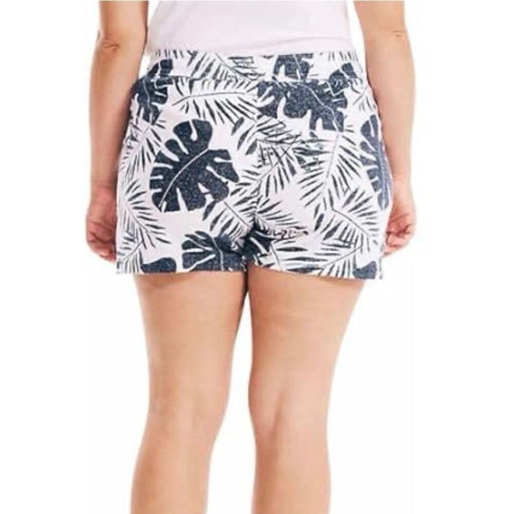 Nautica Women's Palm Print Pull On Shorts‎ 2XL Multicolor